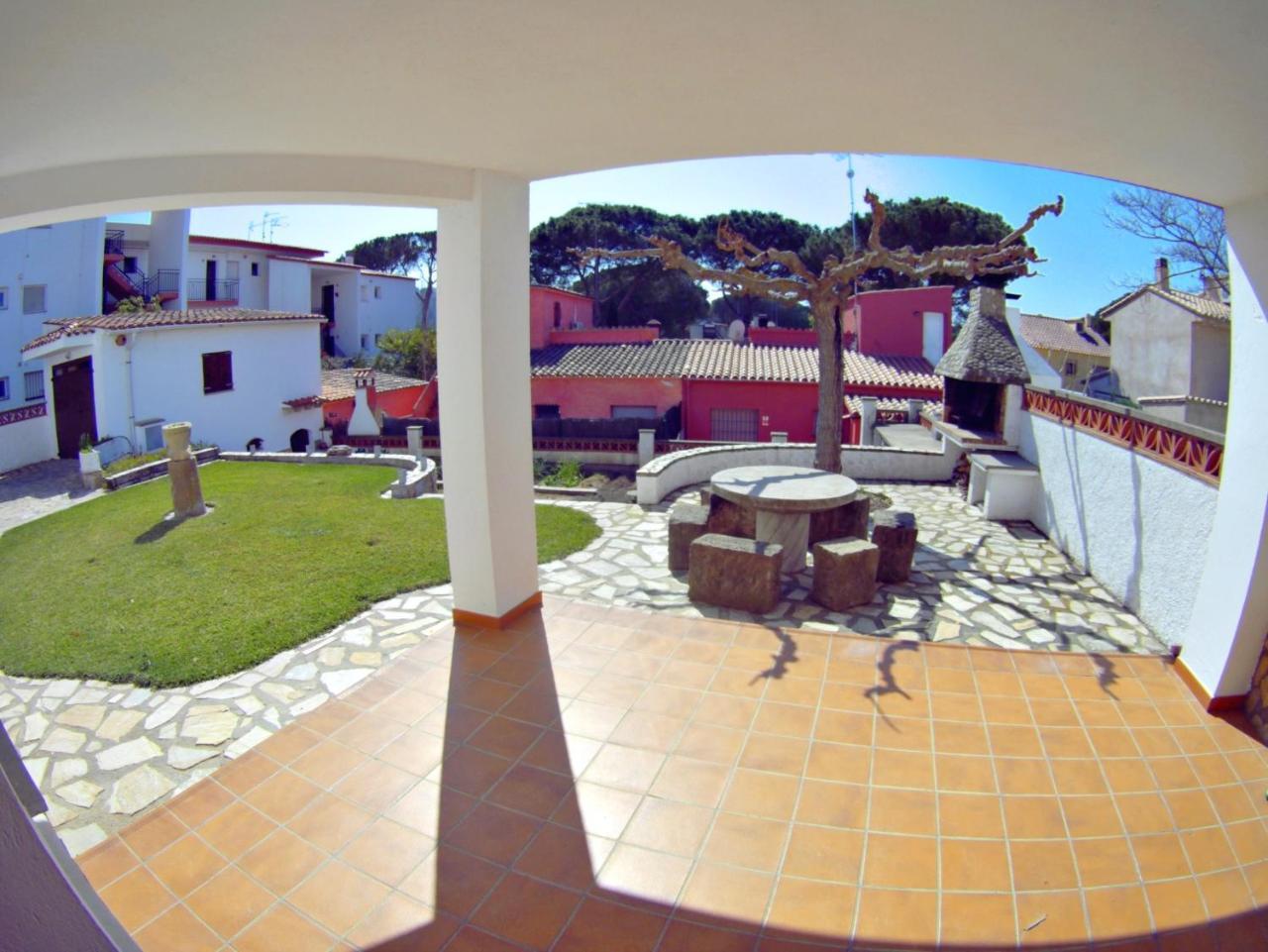 Vacay Apartamento Montgo, Agradable Jardin! En Costa Brava L'Escala! Eksteriør bilde