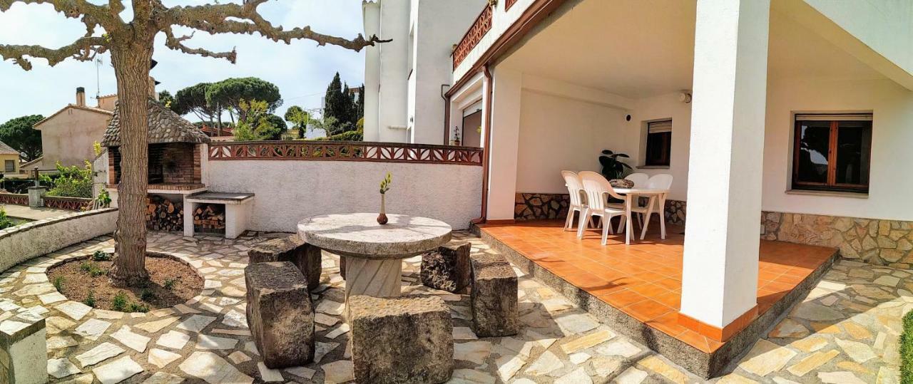 Vacay Apartamento Montgo, Agradable Jardin! En Costa Brava L'Escala! Eksteriør bilde